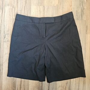 Elie Tahari Womans Black Shorts Size 6
